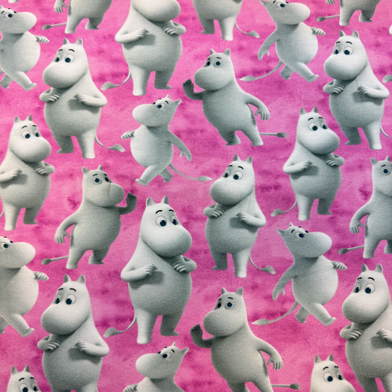 Mumin, Cloudy pink - Moomin By ZannaZ